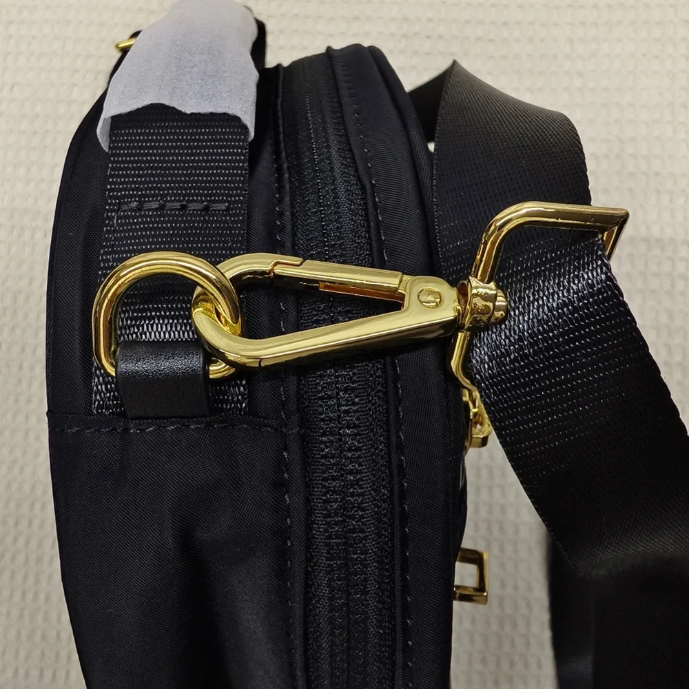 🌺 TUMI Voyageur Women’s Crossbody Bag - Picture 4 of 5